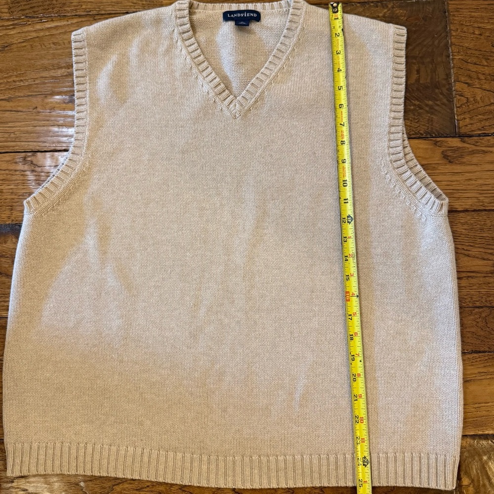 Lands End Knit Sweater Vest XL Beige V Neck Classic Preppy Layering - Picture 7 of 8